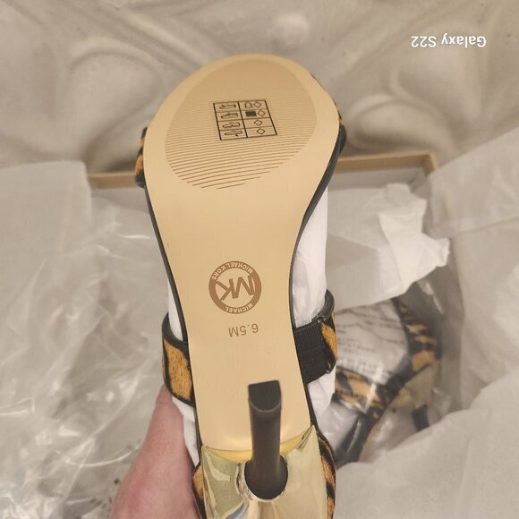 Michael Kors. "Amal" Heeled Sandals. NIB. Size 6.5 - Picture 10 of 11